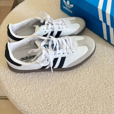 Adidas samba